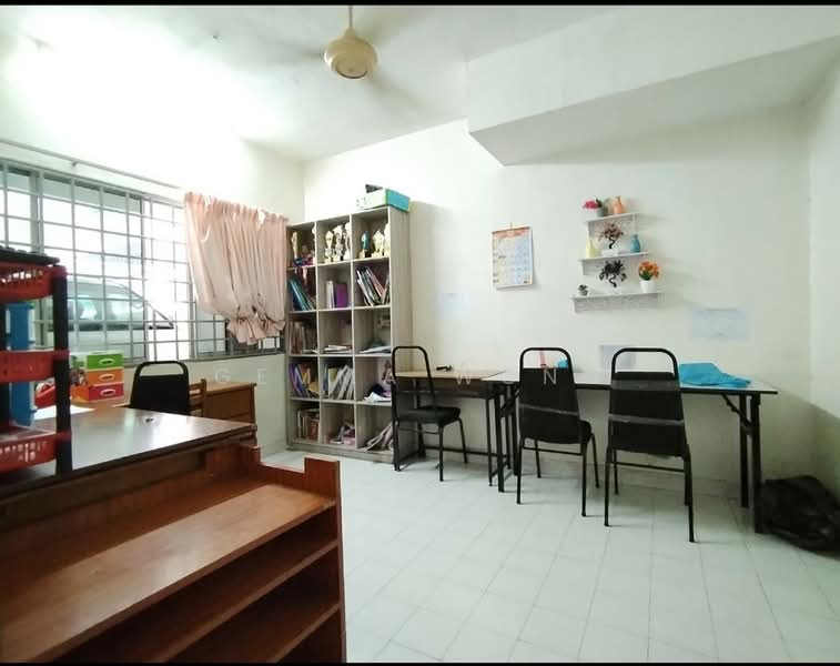 2-storey Terraced House for Sale in Taman Bukit Kempas (Tampoi) - Gemma Wong - Study - PropertyGuru.com.my