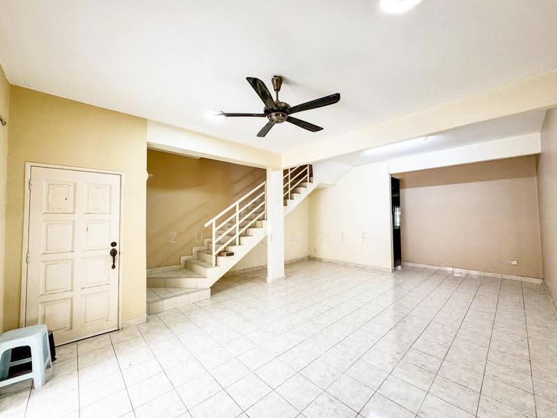 Rumah Teres 2-Tingkat untuk Dijual di Taman Putra Prima (Puchong) - Zul Hasif - PropertyGuru.com.my
