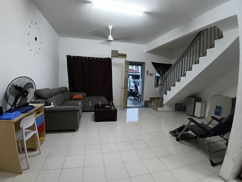 Rumah Teres 2-Tingkat untuk Disewa di Setia Impian (Setia Alam) - Elly Tan - Living Room - PropertyGuru.com.my