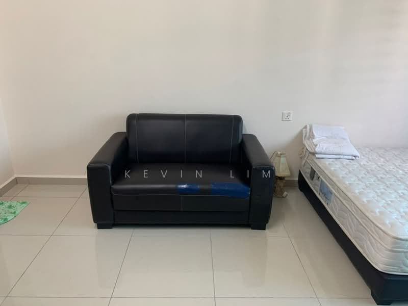 Pangsapuri untuk Disewa di Zennith Suites (Pangsapuri Kebun Teh) - Kevin Lim - Living Room - PropertyGuru.com.my