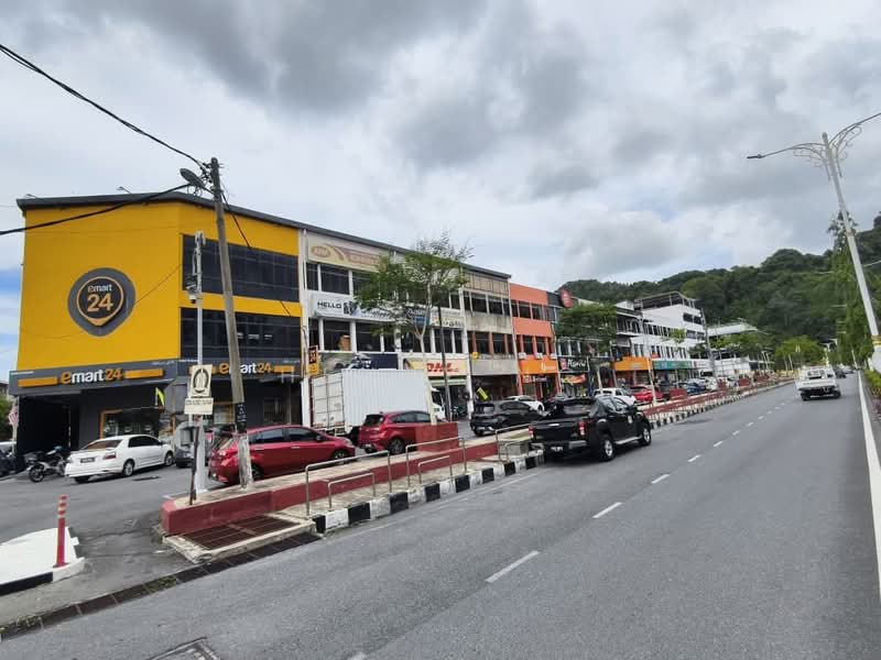 Shop for Sale in Kangar (Perlis) - Henry Ng - Exterior - PropertyGuru.com.my