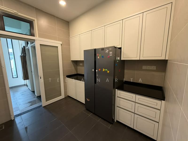 Semi-Detached House for Rent in Eco Botanic (Iskandar Puteri (Nusajaya)) - Stella Narita - Kitchen - PropertyGuru.com.my