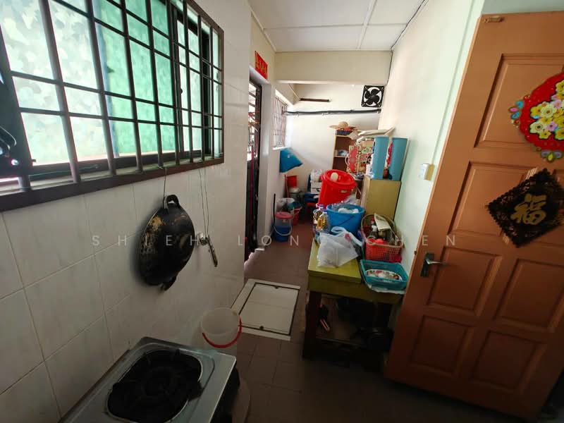 Rumah Teres 2-Tingkat untuk Dijual di Taman Desa Cemerlang (Ulu Tiram) - Shieh Long Chen - Kitchen - PropertyGuru.com.my