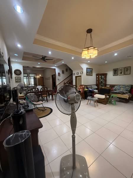 2-storey Terraced House for Sale in Taman Pelangi Indah (Ulu Tiram) - James Yap - Living Room - PropertyGuru.com.my