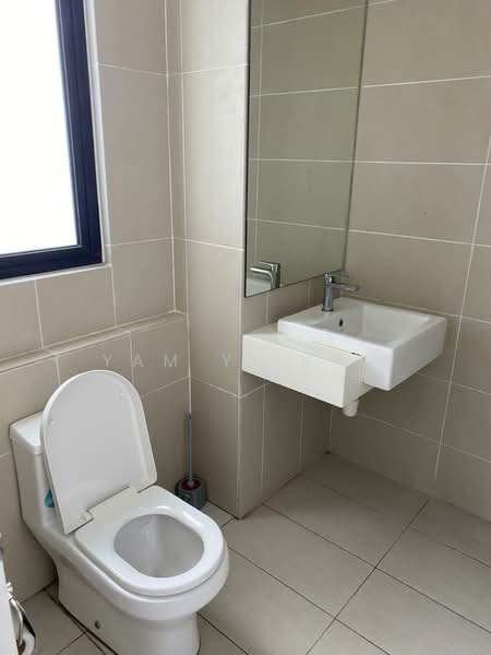 Service Residence for Rent at Kanvas SOHO - Yam Yi Han - Bathroom - PropertyGuru.com.my