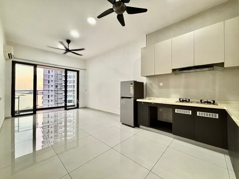 Condominium for Rent at Bay Point @ Country Garden Danga Bay - Jayson Teo - Kitchen - PropertyGuru.com.my