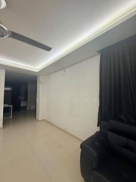 2-storey Terraced House for Rent in Bukit Indah (Iskandar Puteri (Nusajaya)) - Ray Tung - Living Room - PropertyGuru.com.my