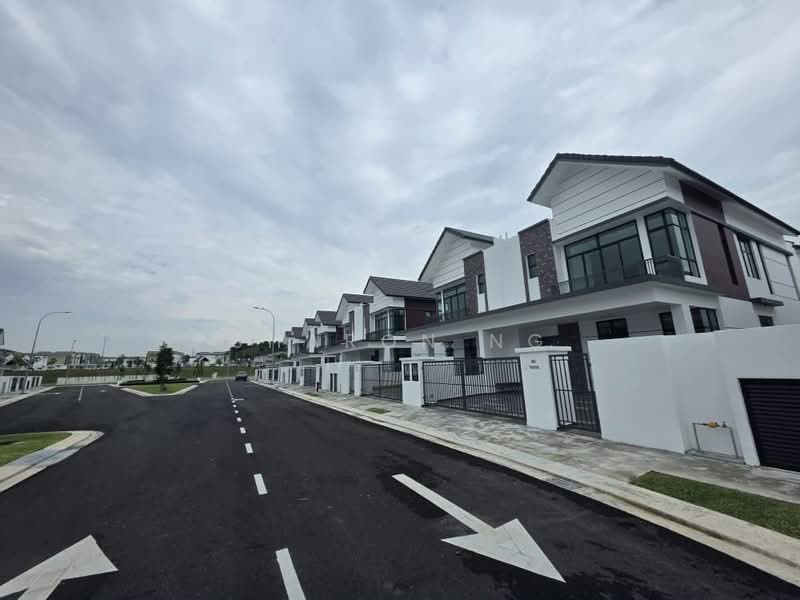 Rumah Berkembar untuk Dijual di Setia Eco Gardens (Gelang Patah) - Sharon Ng - Exterior - PropertyGuru.com.my