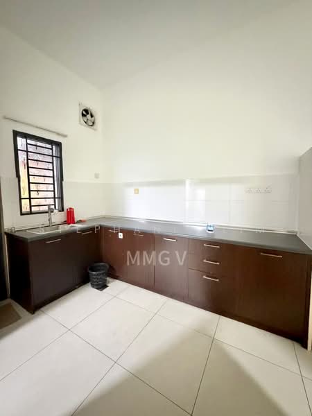 Rumah Teres 2-Tingkat untuk Disewa di Kota Bayuemas (Klang) - Stephanie Lim - Kitchen - PropertyGuru.com.my