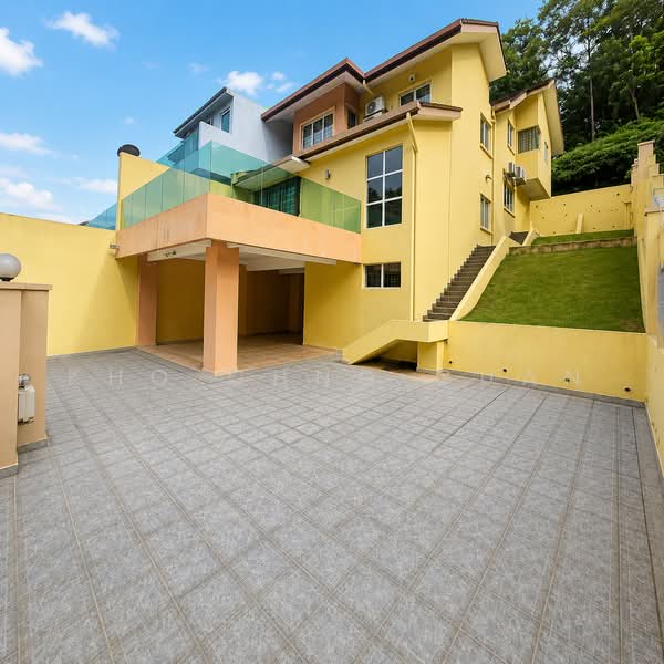 Rumah Berkembar untuk Dijual di Bandar Putra Permai (Seri Kembangan) - Kho Chng Guan - Exterior - PropertyGuru.com.my