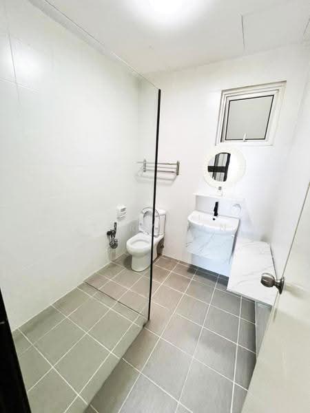 Condominium for Rent at 1 Persiaran Gurney - Jerry Tan - Bathroom - PropertyGuru.com.my
