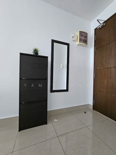 Condominium for Rent at Shaftsbury Residence - Yam Yi Han - Entrance - PropertyGuru.com.my