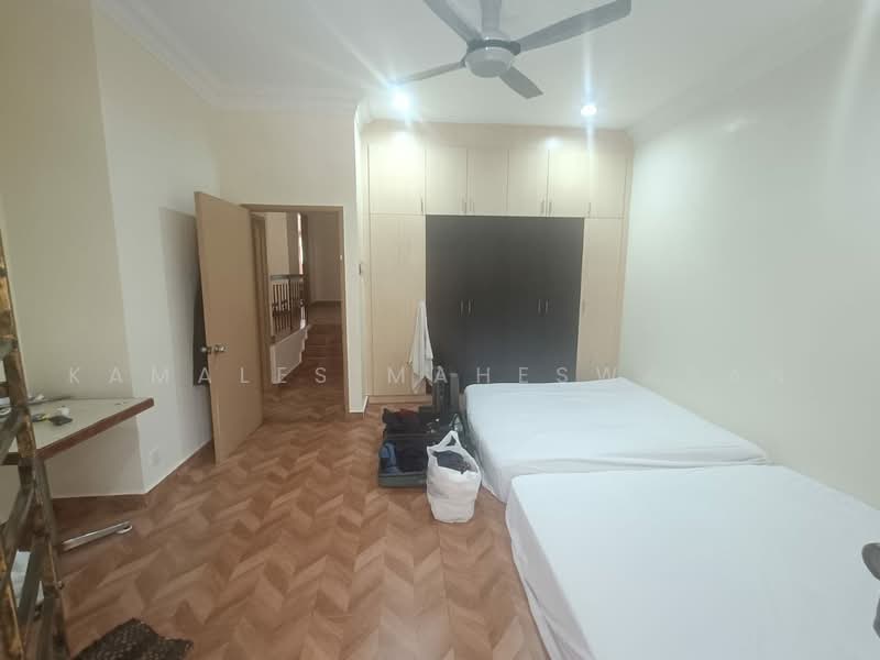 Rumah Berkembar untuk Dijual di Batu 9 (Cheras) - Kamales Maheswaran - Bedroom - PropertyGuru.com.my
