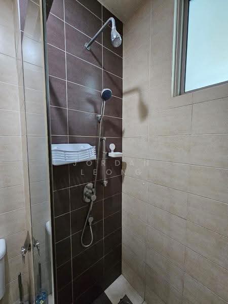 Condominium for Rent at Shaftsbury Residence - Jordan Leong - Bathroom - PropertyGuru.com.my
