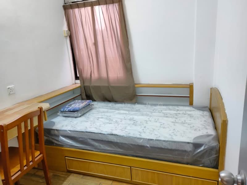 Pangsapuri untuk Dijual di Bukit Dumbar Permai - Ms Chang - Bedroom - PropertyGuru.com.my