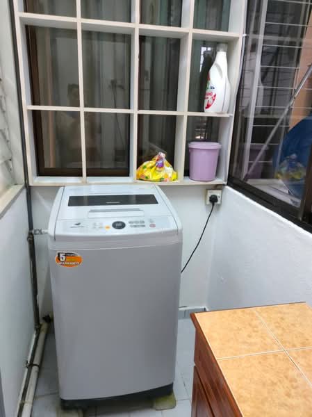 Pangsapuri untuk Dijual di Bukit Dumbar Permai - Ms Chang - Balcony - PropertyGuru.com.my