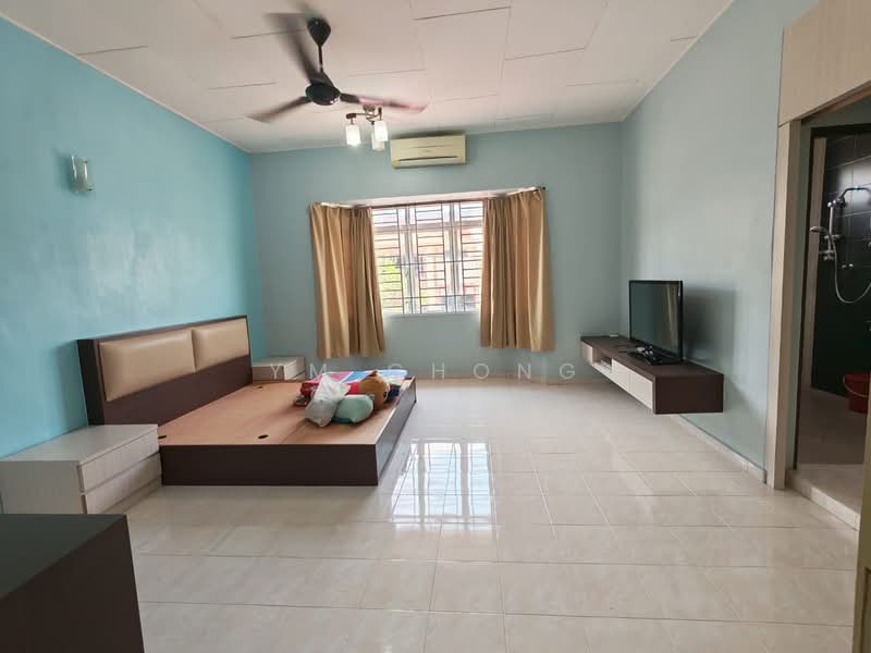 2-storey Terraced House for Sale in Taman Saujana Indah (Bukit Katil) - YM Chong - Bedroom - PropertyGuru.com.my