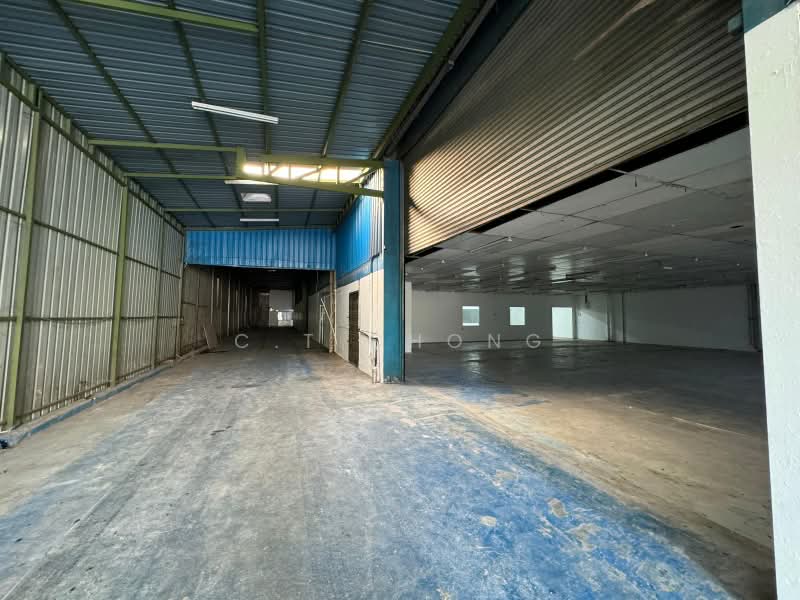 Detached Factory for Sale in Senai (Kulai) - C.T Chong - Interior - PropertyGuru.com.my