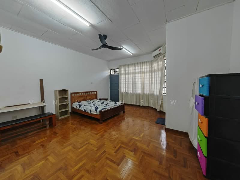 Rumah Teres 2-Tingkat untuk Disewa di Taman Daya (Johor Bahru) - Mandy Goh Siew Li - Bedroom - PropertyGuru.com.my