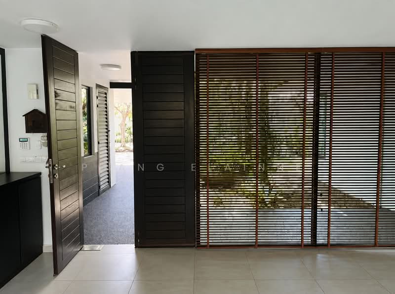 Bungalow House untuk Dijual di Ledang Heights (Iskandar Puteri (Nusajaya)) - Phang Elainne - Entrance - PropertyGuru.com.my
