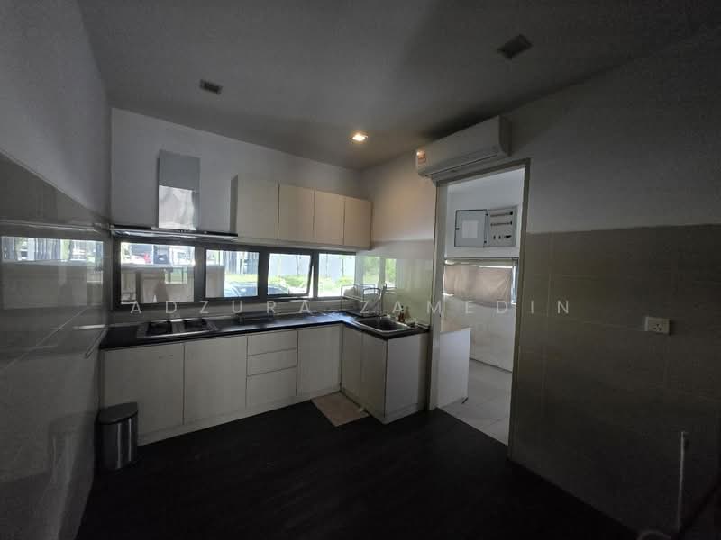 Link Bungalow for Sale in Mirage by the Lake, Cyberjaya (Cyberjaya) - Adzura Zamedin - PropertyGuru.com.my