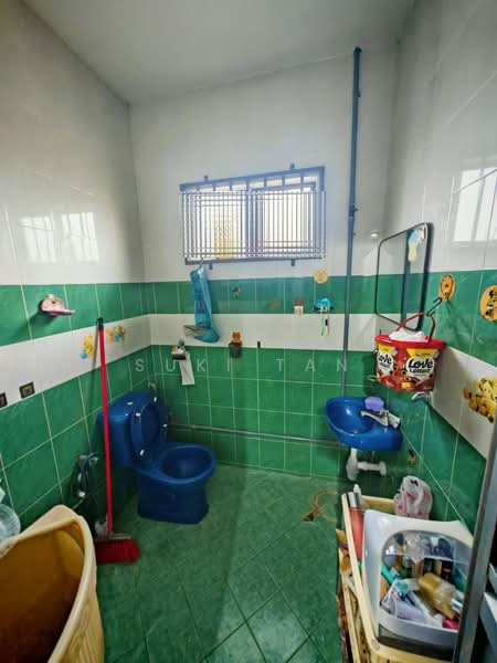 2-storey Terraced House for Sale in Taman Kepong (Kepong) - Suki Tan - Bathroom - PropertyGuru.com.my