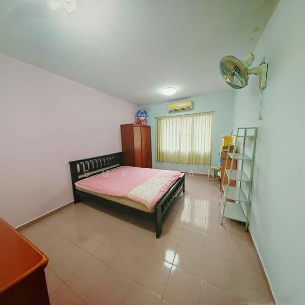 2-storey Terraced House for Sale in Taman Kepong (Kepong) - Suki Tan - Bedroom - PropertyGuru.com.my