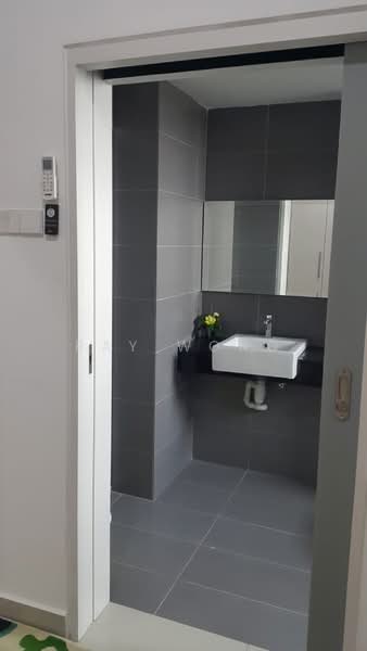 Kediaman Servis untuk Disewa di Tropez Residences - Ray Wong - Bathroom - PropertyGuru.com.my