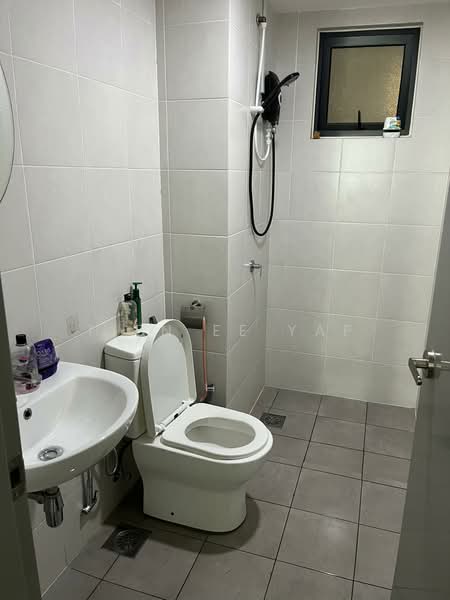 Service Residence for Sale at M Centura - Tien Ee Yap - Bathroom - PropertyGuru.com.my