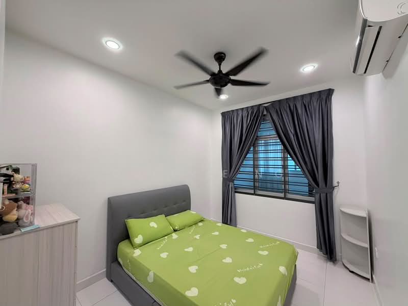 Terraced House for Sale in Taman Mutiara Rini (Skudai) - Queenie Ng - Bedroom - PropertyGuru.com.my