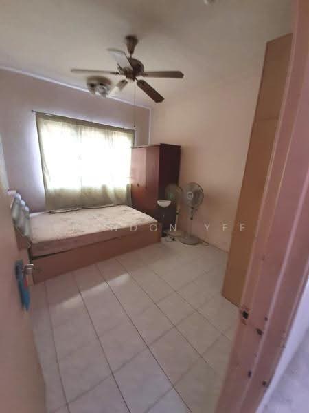 Apartment for Rent at Desaminium Flora - Brandon Yee - Bedroom - PropertyGuru.com.my