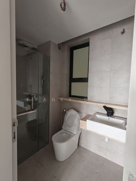 Kondominium untuk Dijual di SkyVogue - Franky Goh - Bathroom - PropertyGuru.com.my