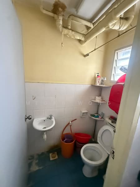 Apartment for Sale at Pangsapuri Seroja - Megan Wong - Bathroom - PropertyGuru.com.my