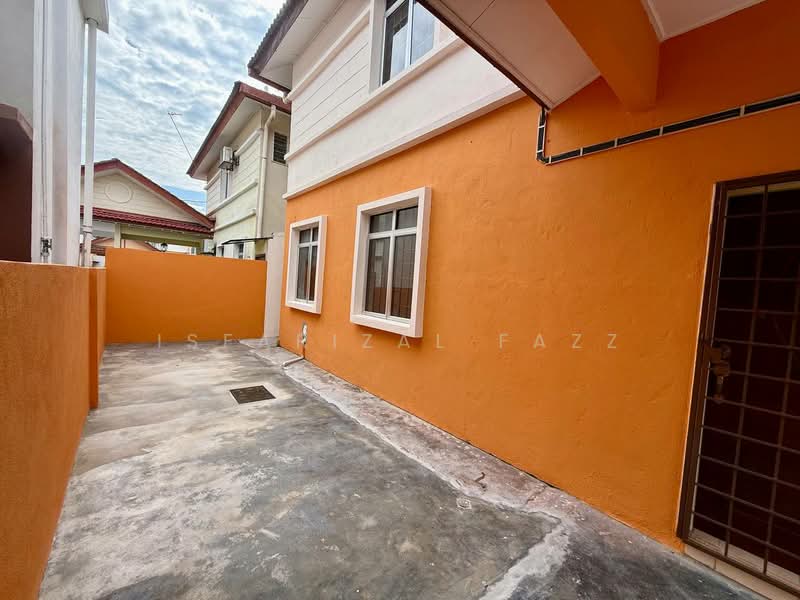 Rumah Kluster untuk Dijual di Bandar Puncak Alam (Puncak Alam) - Isfarizal fazz - Exterior - PropertyGuru.com.my
