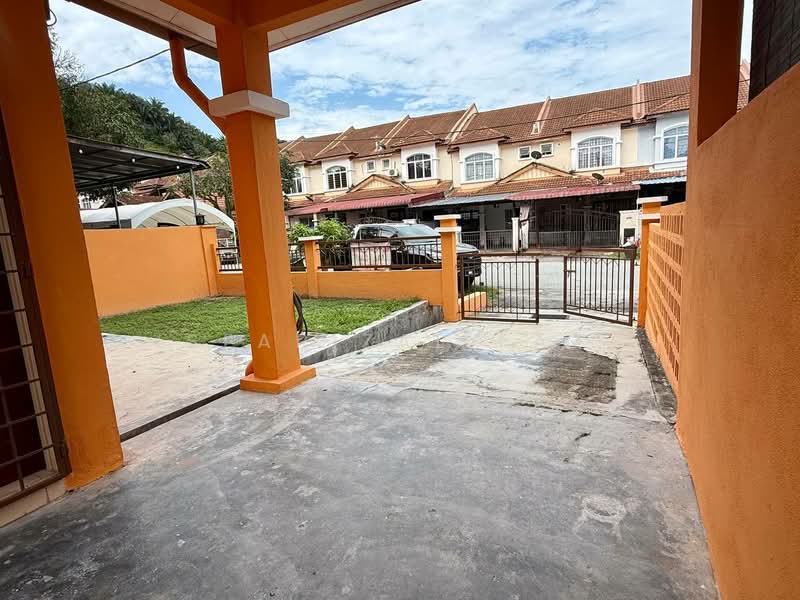 Rumah Kluster untuk Dijual di Bandar Puncak Alam (Puncak Alam) - Isfarizal fazz - Exterior - PropertyGuru.com.my