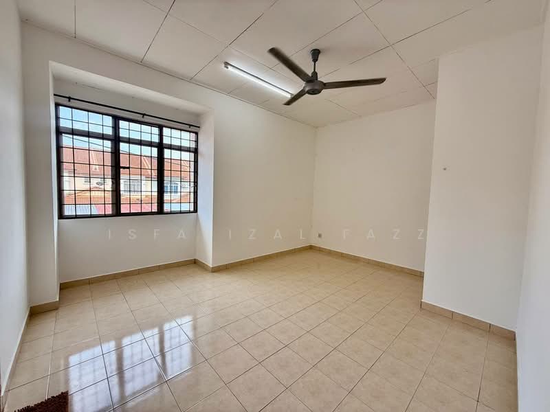 Rumah Kluster untuk Dijual di Bandar Puncak Alam (Puncak Alam) - Isfarizal fazz - Interior - PropertyGuru.com.my