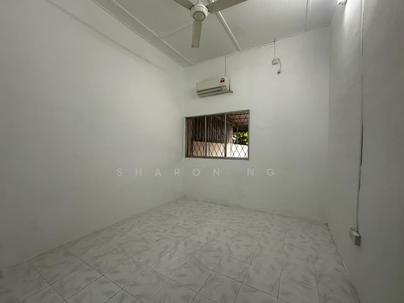 1-storey Terraced House for Sale in Johor Bahru (Johor) - Sharon Ng - Interior - PropertyGuru.com.my