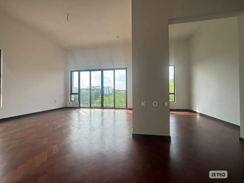 Bungalow House for Sale in Bandar Tropicana Aman (Telok Panglima Garang) - Daniel Kok - Living Room - PropertyGuru.com.my