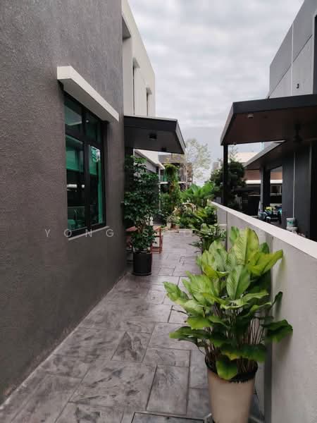 Rumah Berkembar untuk Dijual di Seberang Perai (Penang) - Yong Soo Kee - Exterior - PropertyGuru.com.my