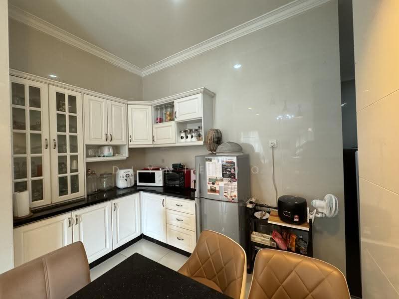 Semi-Detached House for Sale in Beverly Heights (Ampang) - Dlynie Ooi - Kitchen - PropertyGuru.com.my