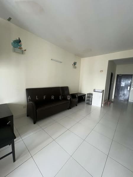Pangsapuri untuk Disewa di Bayu Marina - Alfred Yap - Living Room - PropertyGuru.com.my