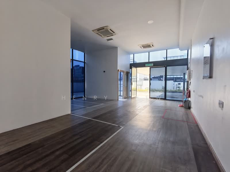 Kilang Berkembar untuk Dijual di Bangi (Selangor) - Henry Chew - Entrance - PropertyGuru.com.my