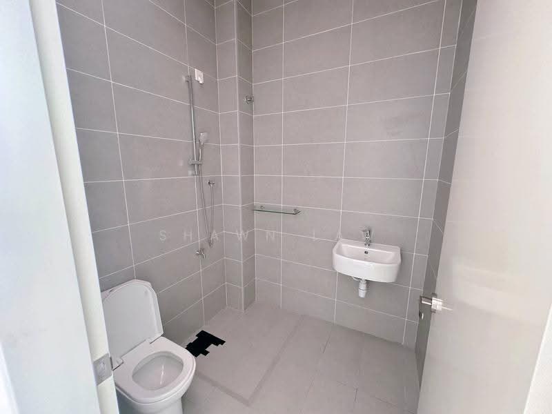 Rumah Teres untuk Disewa di Johor Bahru (Johor) - Shawn Law - Bathroom - PropertyGuru.com.my