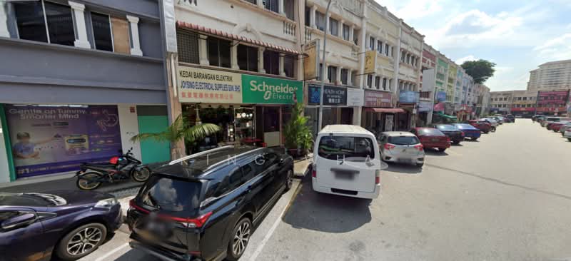 Shop for Rent in Wangsa Maju (Kuala Lumpur) - King Wha - Exterior - PropertyGuru.com.my