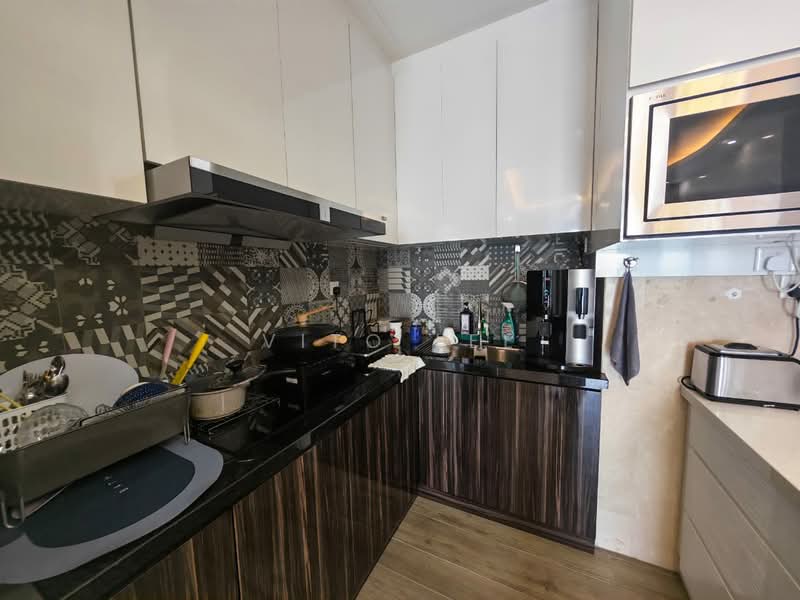 Kondominium untuk Dijual di Silverscape Residences - Vito Lee - Kitchen - PropertyGuru.com.my