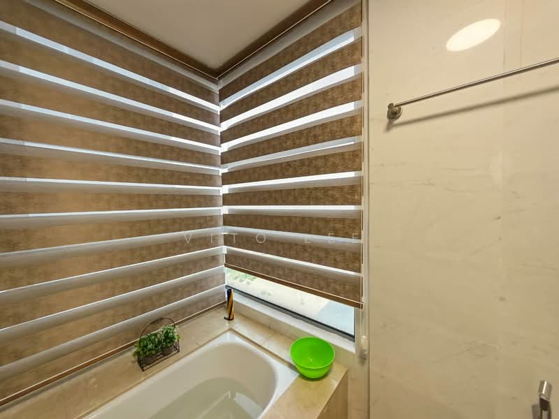 Kondominium untuk Dijual di Silverscape Residences - Vito Lee - Bathroom - PropertyGuru.com.my