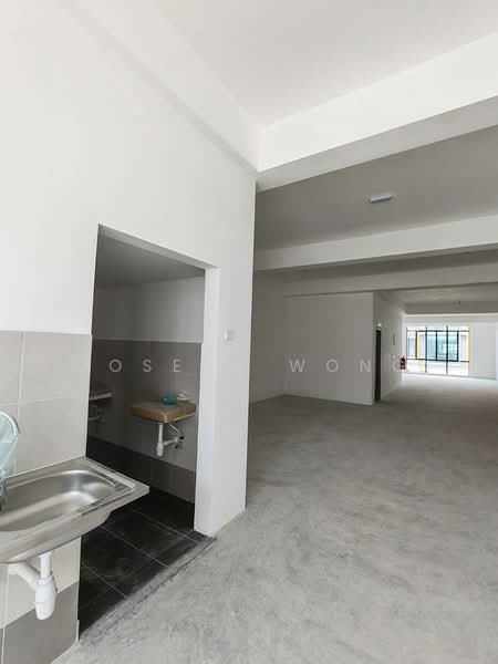 Shop for Sale in Bandar Baru Permas Jaya (Permas Jaya) - Joseph Wong - Interior - PropertyGuru.com.my