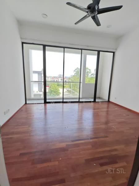 Rumah Teres 3-Tingkat untuk Dijual di Setia Utama (Setia Alam) - Alwin Lee - Balcony - PropertyGuru.com.my