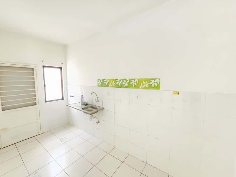 2-storey Terraced House for Sale in Setia Ecohill (Semenyih) - Dexter Yeong - Kitchen - PropertyGuru.com.my