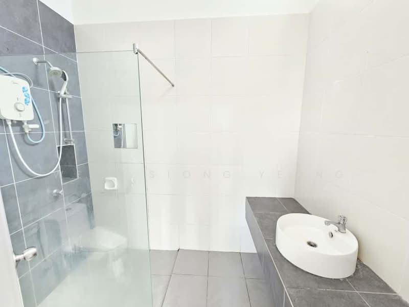 2-storey Terraced House for Sale in Setia Ecohill (Semenyih) - Dexter Yeong - Bathroom - PropertyGuru.com.my